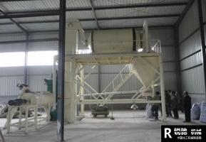 半自動(dòng)型玻化微珠輕質(zhì)砂漿生產(chǎn)線安裝實(shí)體圖